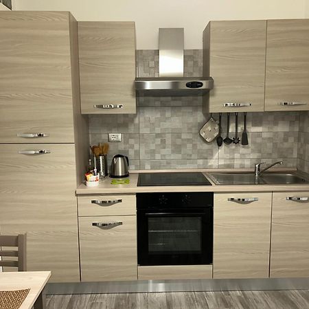 Am'S Apartment Специя Экстерьер фото