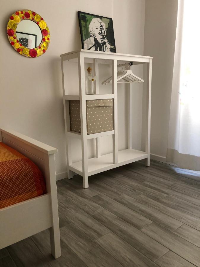 Am'S Apartment Специя Экстерьер фото