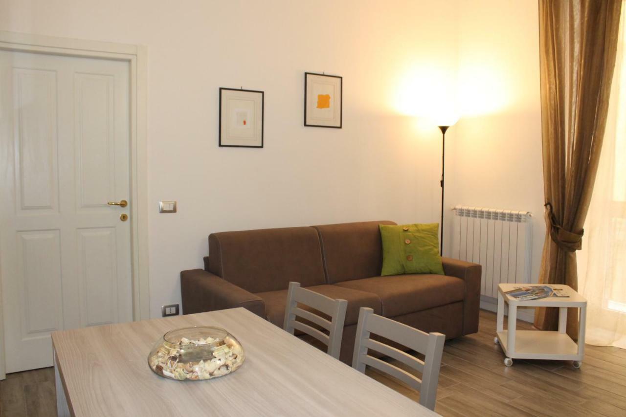 Am'S Apartment Специя Экстерьер фото