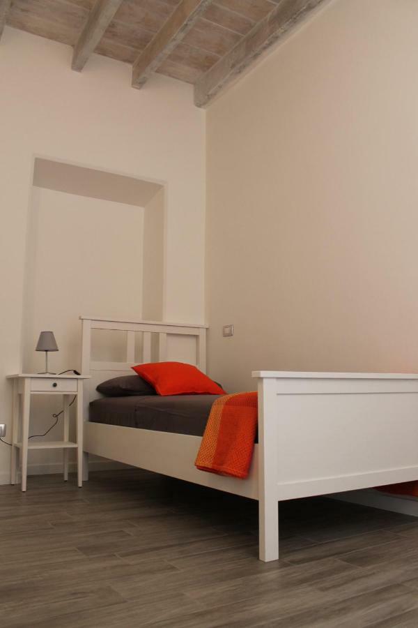 Am'S Apartment Специя Экстерьер фото
